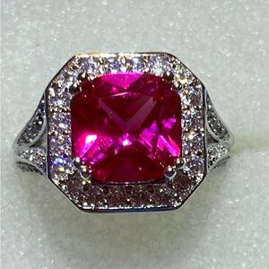 New Elegant Pink 18kt GP Cushion-Cut Halo Ring